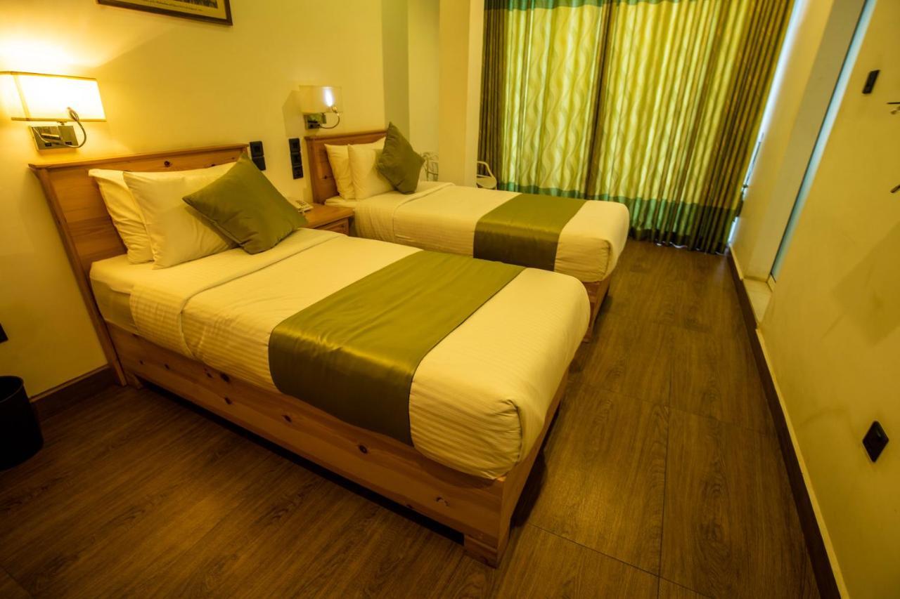 Hotel Ganthera Kandy Exterior foto